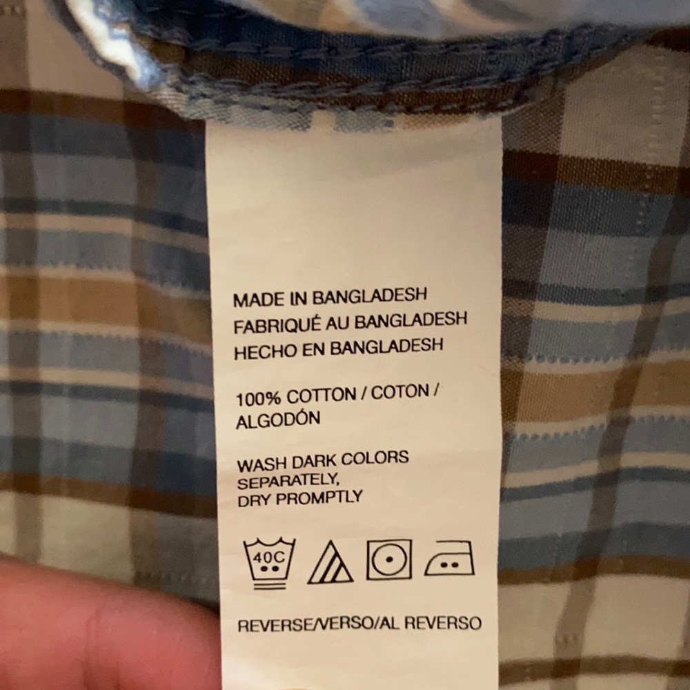 Short sleeve button down - Picture 7 of 8